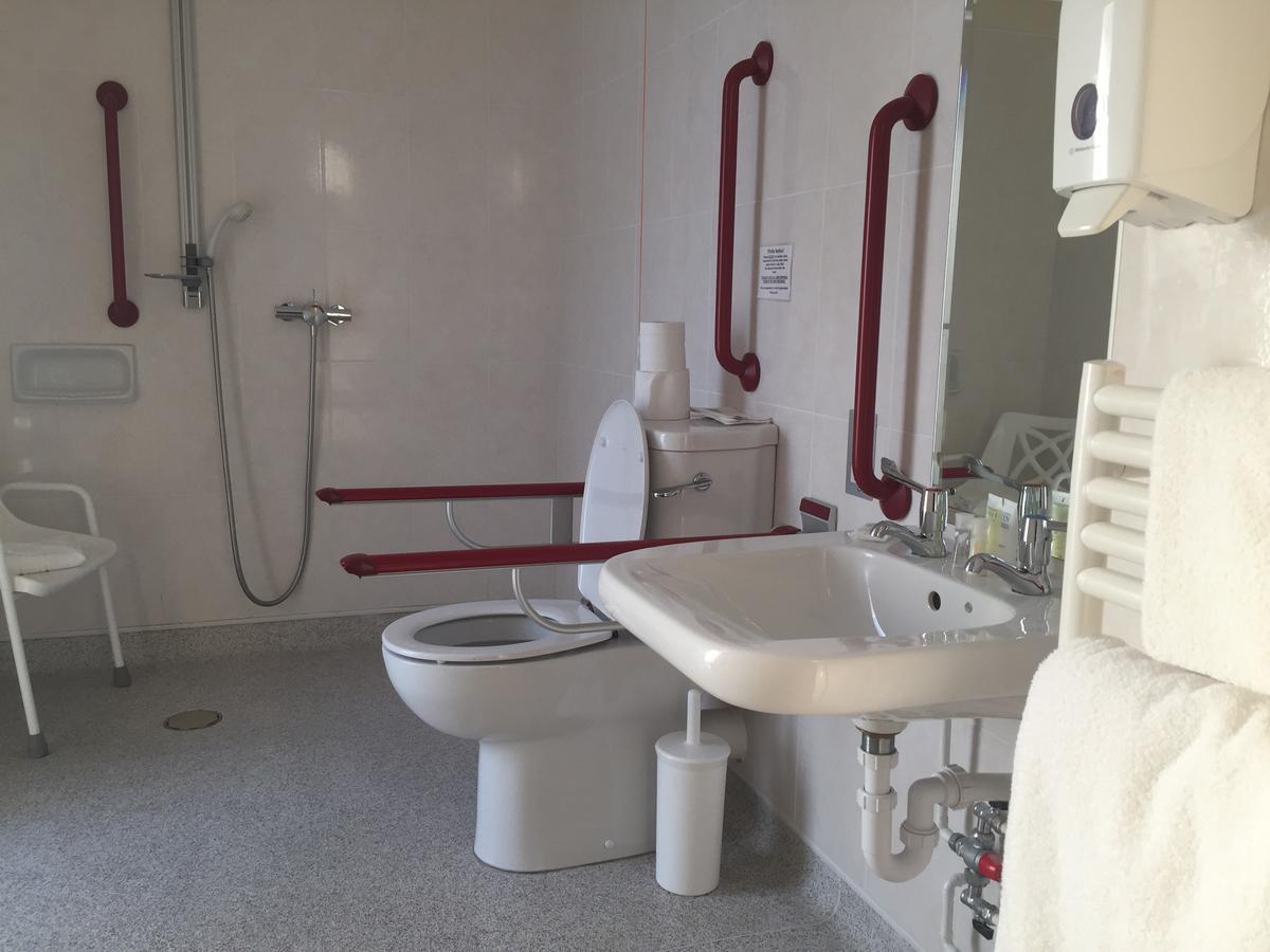 皇家滕布里奇韦尔斯 Burrswood Health And Wellbeing酒店 外观 照片